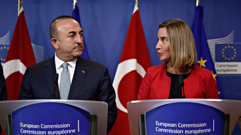Evropská komise věří v&nbsp;nový začátek ve vztazích s&nbsp;Tureckem