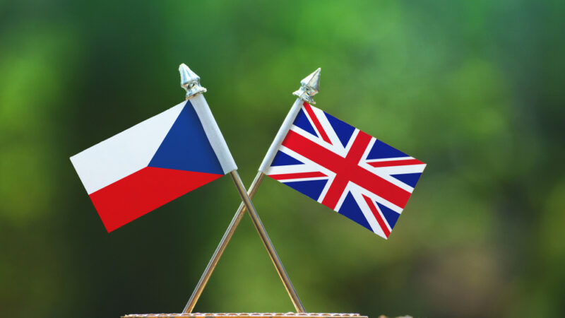 Pro Čechy žijící v&nbsp;Británii se s&nbsp;koncem října pravděpodobně nic nemění