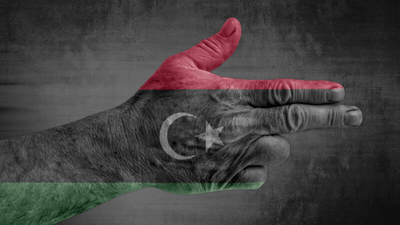 Členské státy EU budou dohlížet nad zbraňovým embargem v&nbsp;Libyi