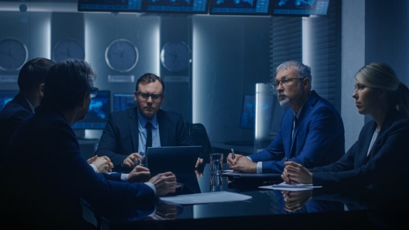 Politici mají mít možnost vyšetřovat kauzy, aniž by kvůli tomu měli být trestáni, myslí si Merkelová