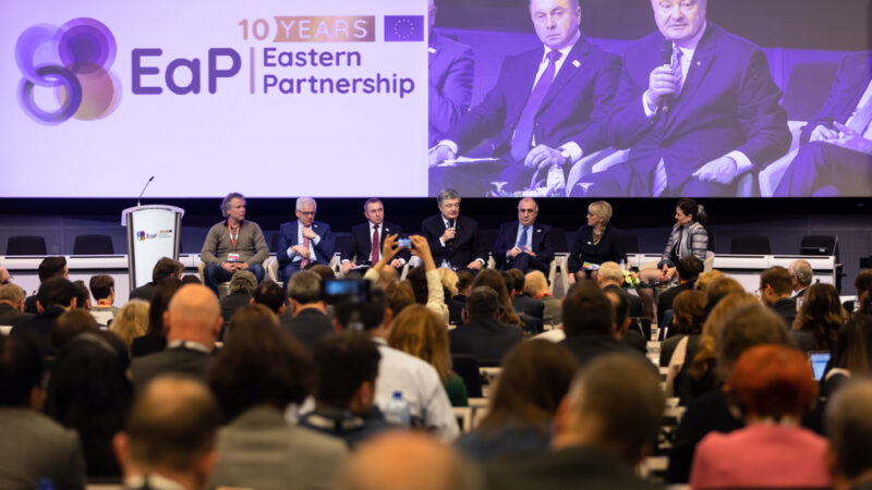 Nová Komise se o&nbsp;Východní partnerství nezajímá. Není ale všem dnům konec
