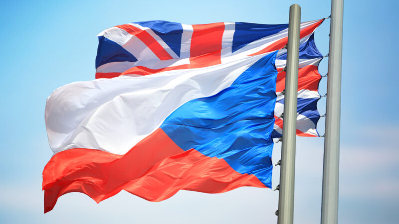 Brexit Čechy v&nbsp;Británii neovlivní, musí se ale zaregistrovat, říká velvyslanec Archer