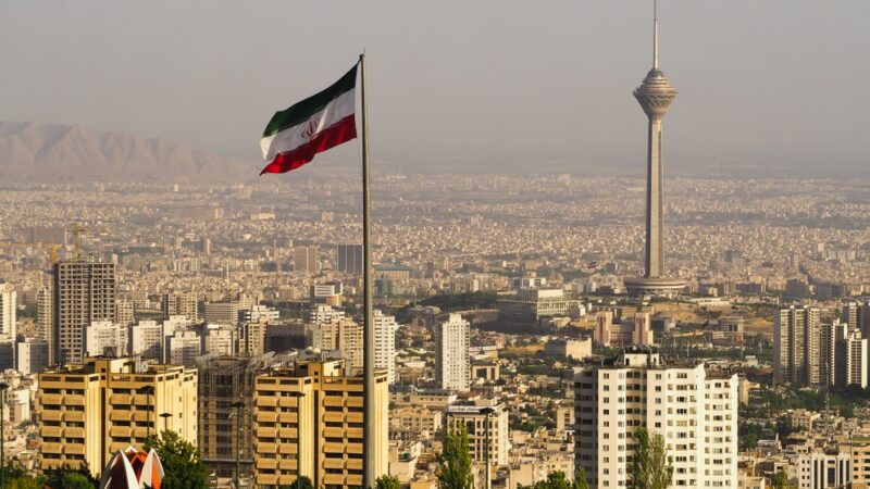 Jakou roli sehrává EU v&nbsp;konfliktu mezi Teheránem a&nbsp;Washingtonem?