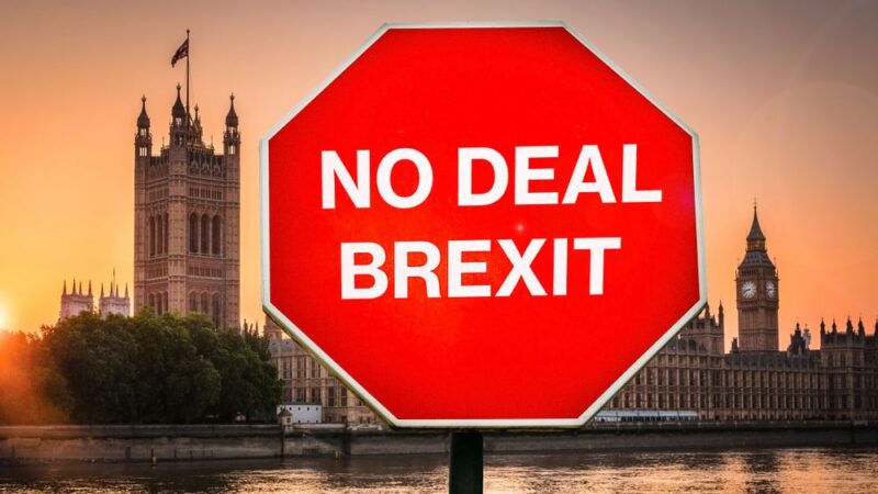 Britský parlament opět zamítl brexit bez dohody a&nbsp;žádá odklad do ledna