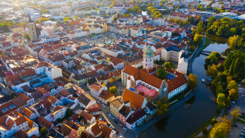 Evropská komise nás chce vyléčit z&nbsp;„dotační nemoci“, zaznělo na debatě v&nbsp;Českých Budějovicích