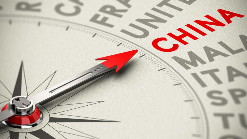 Nekontrolované investice z&nbsp;východu ohrožují národní bezpečnost, varují odborníci