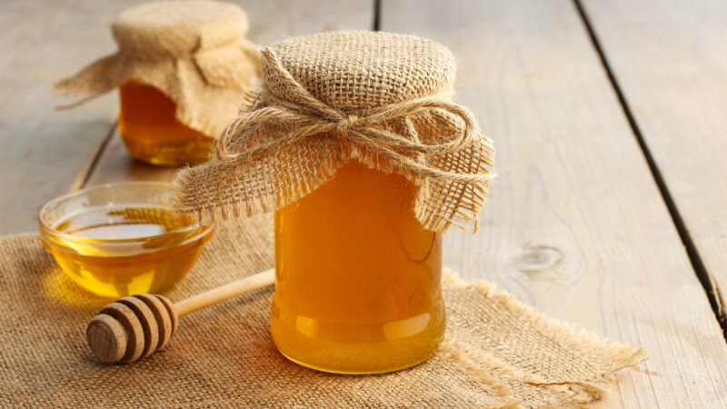 Evropští včelaři bojují s&nbsp;levnou konkurencí z&nbsp;Číny a&nbsp;volají Unii o&nbsp;pomoc