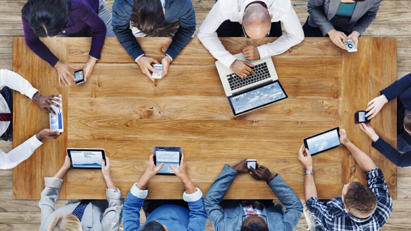 Vládní plán má Česko připravit na digitální Společnost 4.0