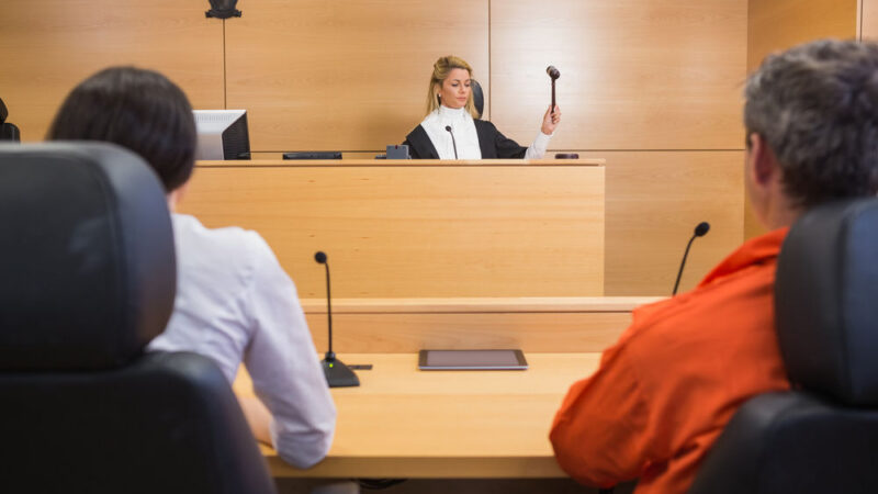 Čtyři pašeráci, kteří mají na svědomí udušení 71 migrantů, dnes dostali trest 25 let vězení