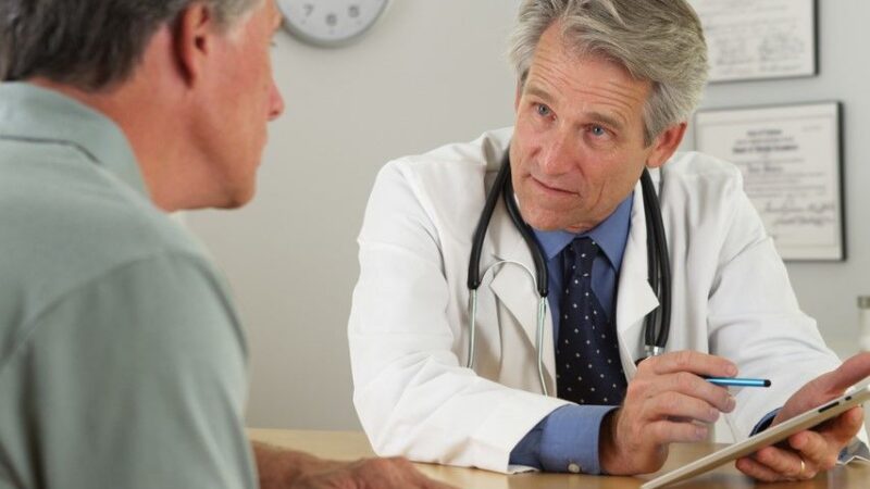 Zkrácené úvazky a&nbsp;práce z&nbsp;domova. Europoslanci požadují lepší podmínky pro nemocné