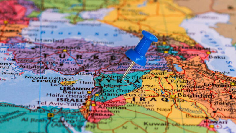 Ministři zahraničí EU budou o&nbsp;Sýrii jednat v&nbsp;pondělí