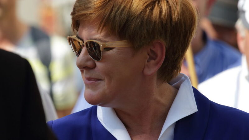 Od varování k&nbsp;omezení hlasovacích práv: co může potkat Polsko, které mění svůj soudní systém