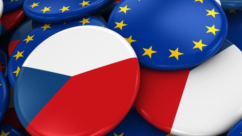 Bezkompromisní unijní politika? EK i&nbsp;EP si chce došlápnout na země V4 v&nbsp;otázkách právního státu i&nbsp;čerpání dotací