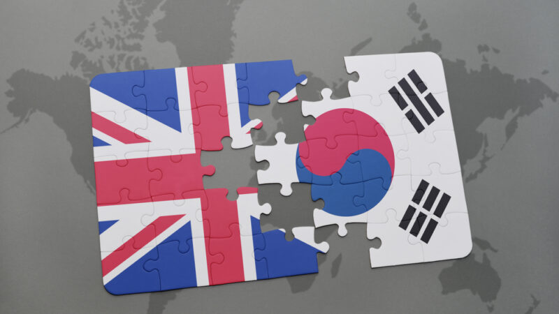Obchod mezi Británií a&nbsp;Jižní Koreou bude nerušeně pokračovat i&nbsp;po brexitu