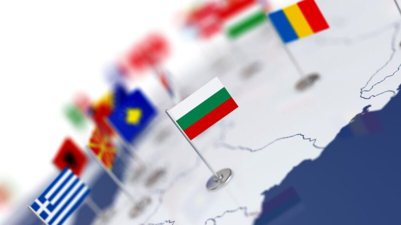 Počet členských zemí EU, které odmítají globální pakt o&nbsp;migraci, narůstá