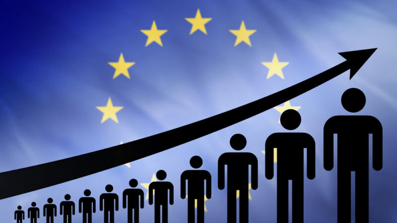 Co dobrého a&nbsp;zlého obnáší sociální rozměr EU