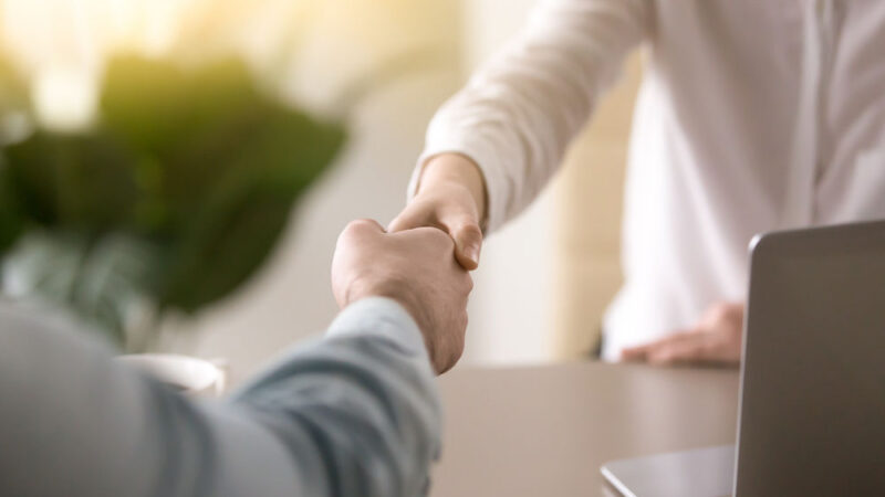 Zaměstnanci si zaslouží lepší pracovní podmínky. Chránit je má evropský pilíř sociálních práv