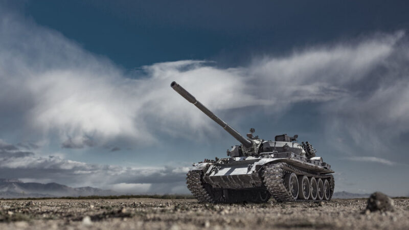 Boj o&nbsp;miliardy na obranu? Europoslanci odmítají, aby je získaly jen zbrojní giganti