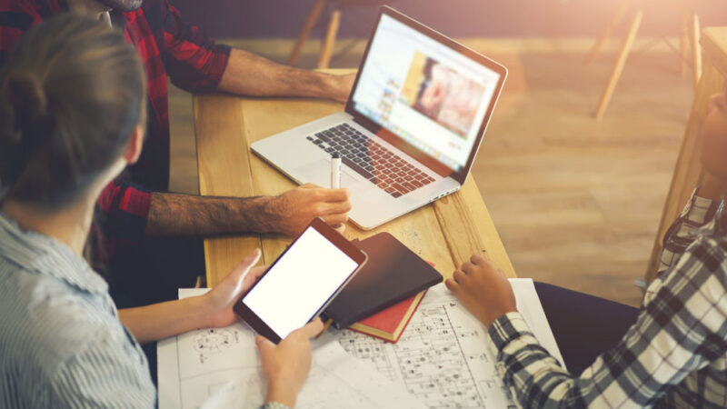 Redakce zpravodajského portálu EurActiv.cz hledá redaktory/redaktorky