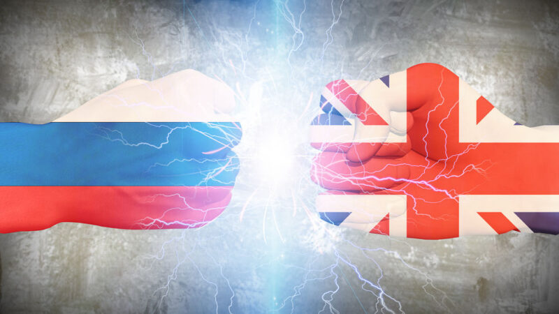 I po brexitu má Británie nadále spolupracovat s&nbsp;unijními zeměmi, aby společně bránily ruské agresi, říká Hunt