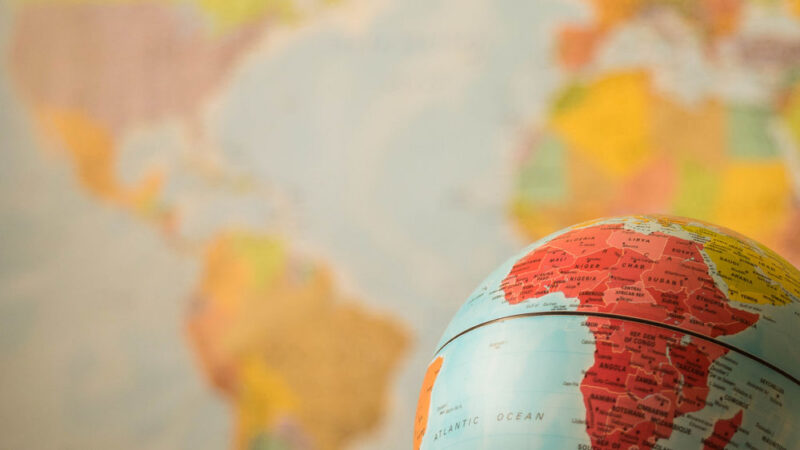 Když budou mít práci doma, nepůjdou do Evropy. Udělejte více pro Afriku, naléhá EU na členské země