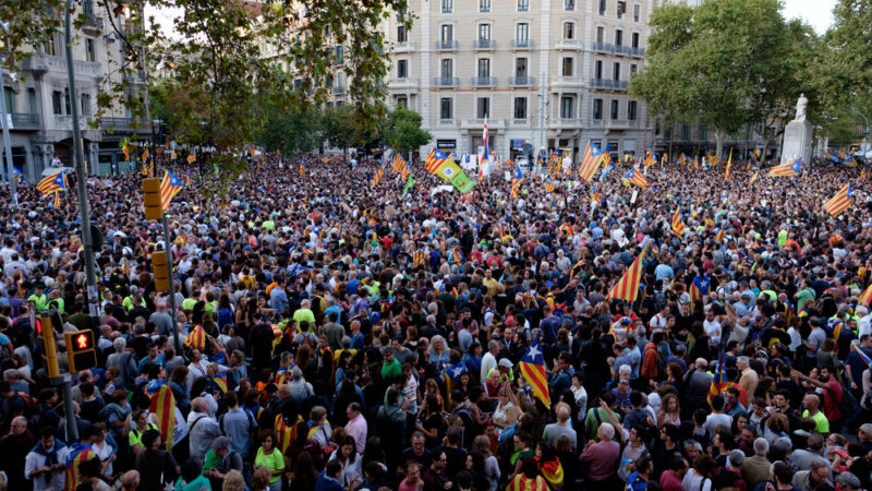 Reakce Bruselu na referendum v&nbsp;Katalánsku budí rozpaky