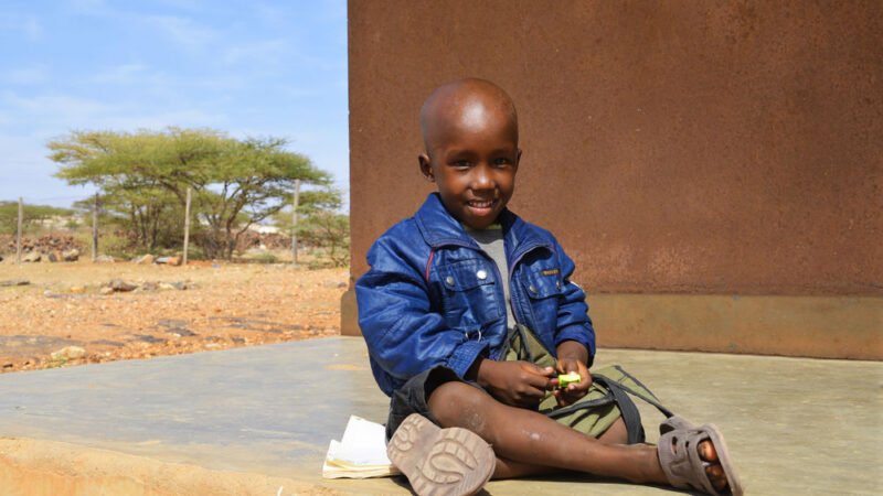 Migranti poslali svým rodinám do Afriky více než 30 miliard eur. Oficiální rozvojová pomoc je v&nbsp;porovnání s&nbsp;tím minimální