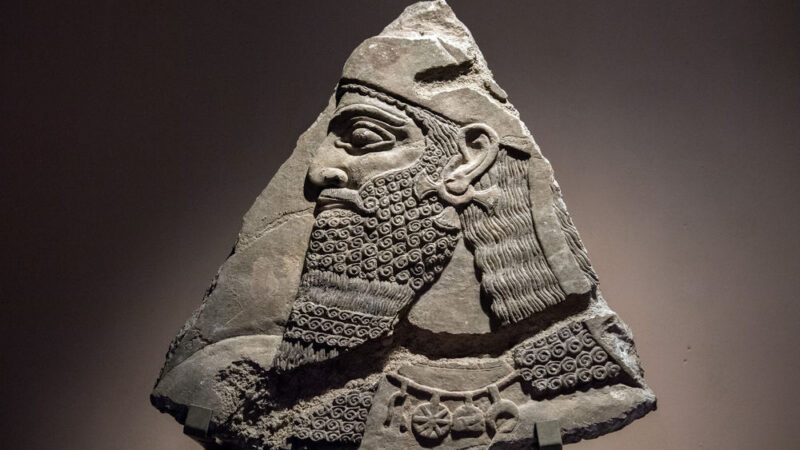 Ukradené umění financuje teroristy. Jeho návrat k&nbsp;původním majitelům je problematický