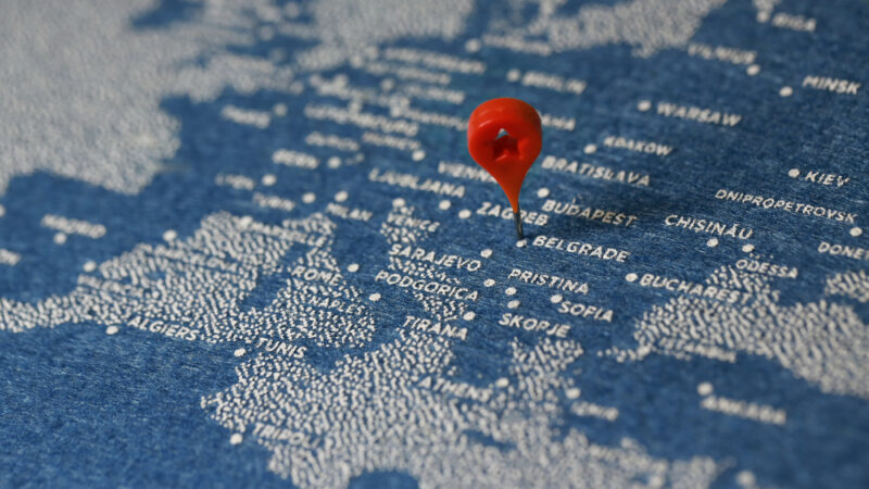 Když Evropa váhá, Rusko sílí: Kdo těží z&nbsp;chyb EU na západním Balkáně