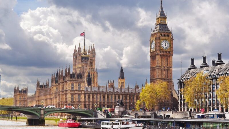 Dohoda o&nbsp;brexitu je z&nbsp;95 procent hotová. Budoucnost irských hranic mezi vyřešenými otázkami není