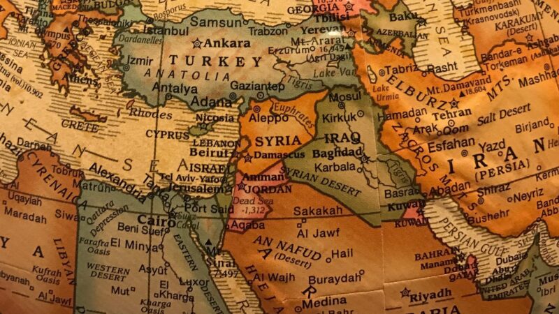 Energetická krize kvůli válce v&nbsp;Íránu nebude krátkodobá, připomíná mluvčí EK