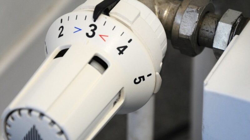 Uhelné regiony se potýkají s&nbsp;energetickou chudobou. Česku zatím chybí plán, jak problém řešit