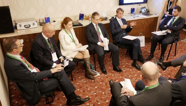 Nová pravidla pro trh s&nbsp;elektřinou diskriminují uhlí, zní od firem ze střední Evropy