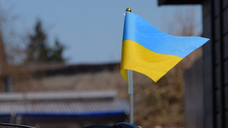 Ukrajina po nočním dronovém útoku žádá nové sankce proti Moskvě