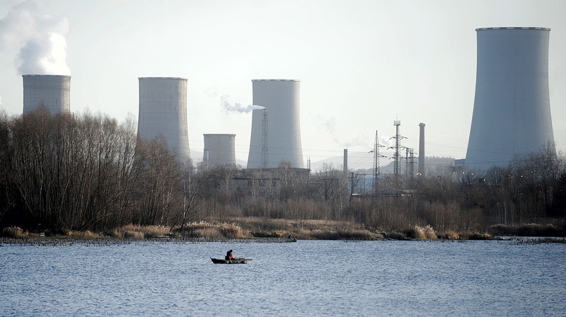 Rozdělování evropských fondů „po česku“: Peníze spolknou i&nbsp;velké firmy, z&nbsp;krajů zní kritika