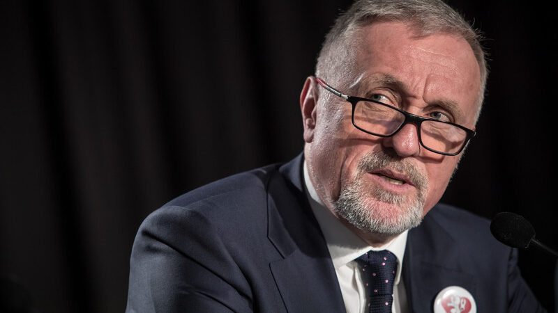 Topolánek: Na české předsednictví nemůžeme rezignovat, chceme pomoci s&nbsp;formulací národních priorit