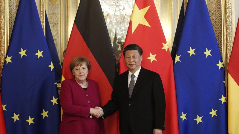 EU jde ve vztahu k&nbsp;Číně vlastní cestou