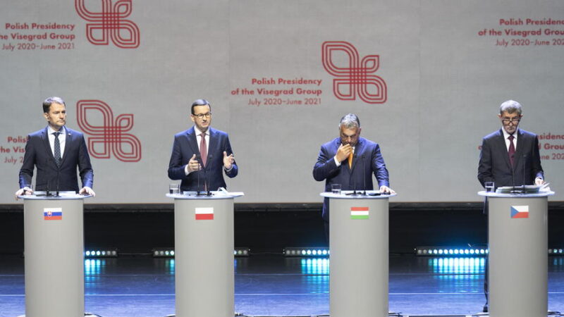 Krize je příležitostí pro nový, udržitelný model ekonomiky, říkají experti z&nbsp;V4