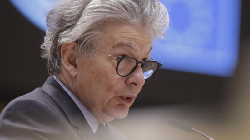 Komisař Breton je v&nbsp;Praze, jednal s&nbsp;Babišem a&nbsp;navštívil rostoucí vesmírnou agenturu