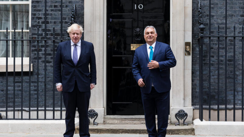 Maďarsko Británii v&nbsp;Evropské unii postrádá, řekl Orbán Johnsonovi
