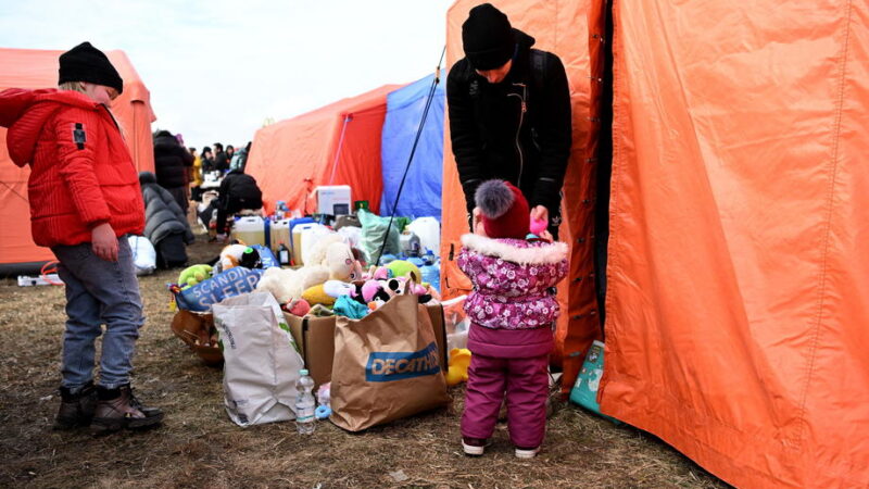 Do Evropy zatím přišlo 300 tisíc uprchlíků z&nbsp;Ukrajiny, EU očekává miliony dalších