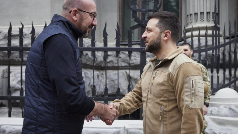 Michel tlačí na Putina, ať se setká se Zelenským. Zatím marně