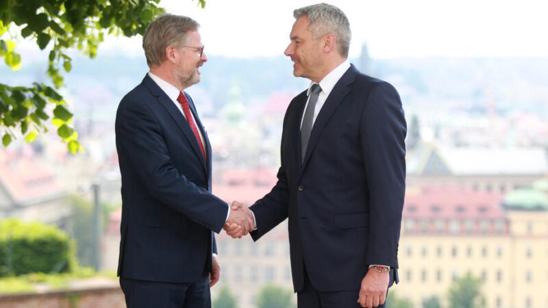 Integrace západního Balkánu do EU je v&nbsp;zájmu Česka i&nbsp;Rakouska, shodli se lídři zemí