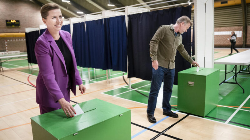 Dánové volí v&nbsp;referendu, zda se připojí k&nbsp;evropské obranné spolupráci