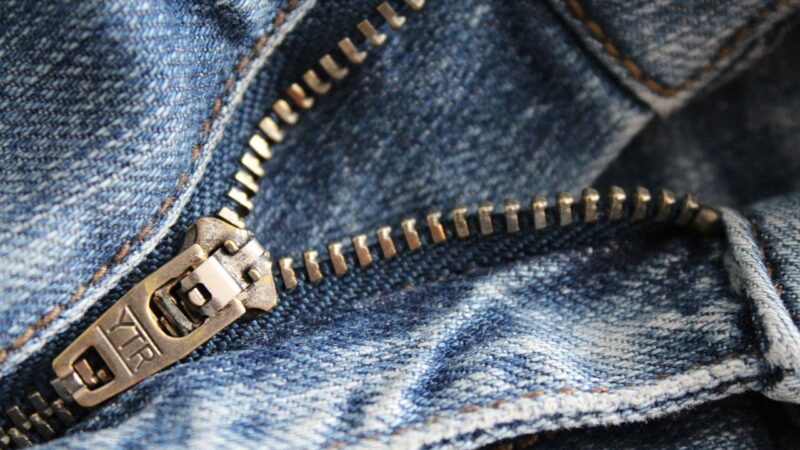 Evropská cla na americkou whiskey a&nbsp;džíny vstupují v&nbsp;platnost tento pátek